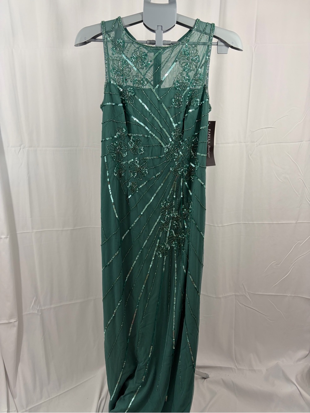 NWT Papell Boutique Women’s Size 8 Elegant Green Beaded Sleeveless Maxi Dress